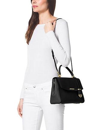 Satchels & Top Handle Bags